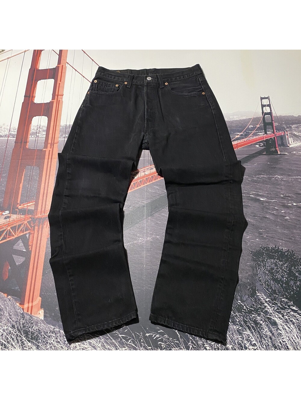 Vintage Levis 501 Jeans Men's 32x30 Black Denim Y2K 2002 Button Fly Canada Made